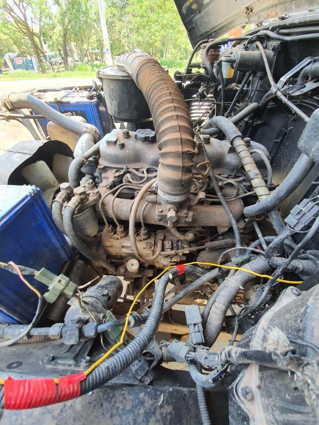 BJ 44 diesel engine.jpg