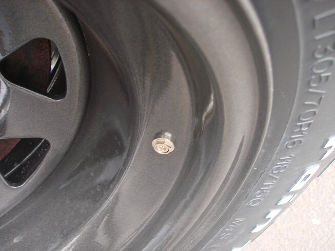 flush tyre valve.jpg