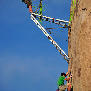 Using-a-ladder-to-get-pictures-of-rockclimbing-01.jpe