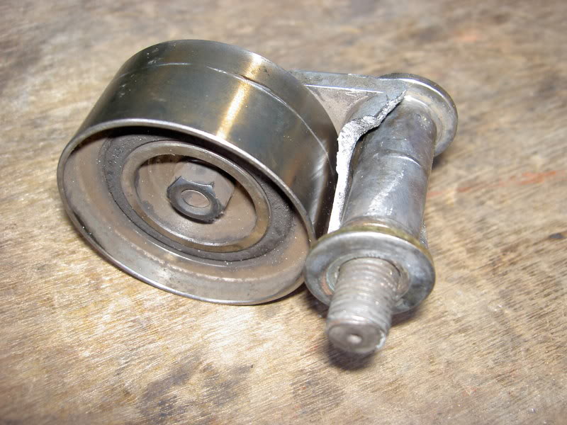 lc-idler-breaks-bolts-2.jpg
